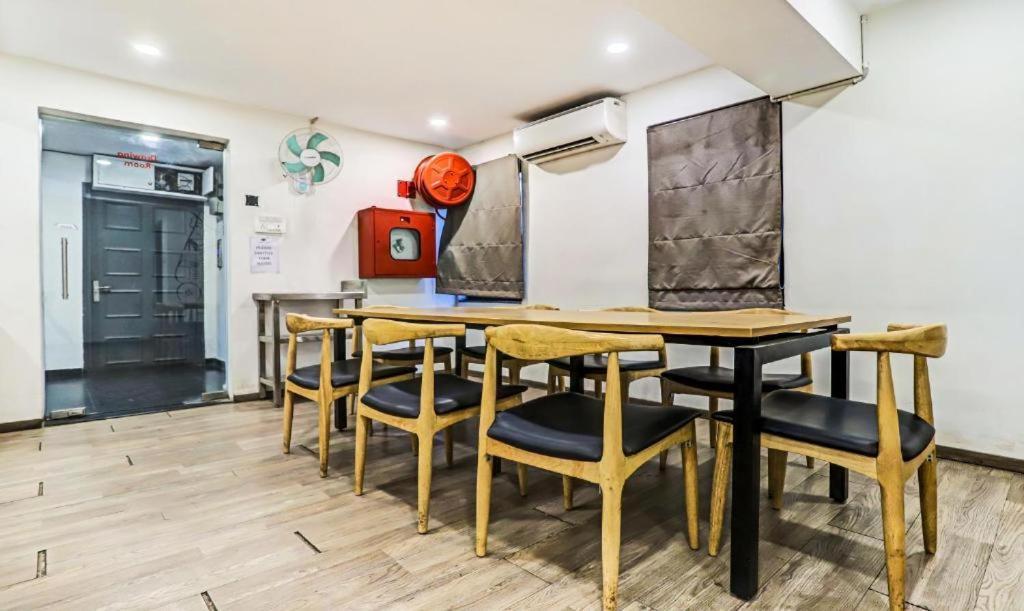 Hotel Orient Avenue Nagpur Zewnętrze zdjęcie