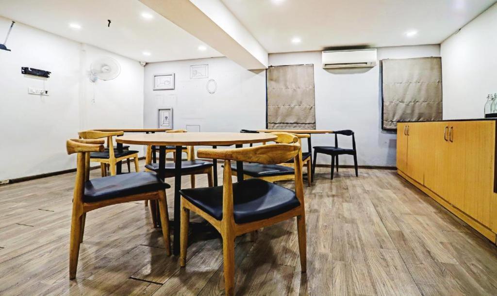 Hotel Orient Avenue Nagpur Zewnętrze zdjęcie