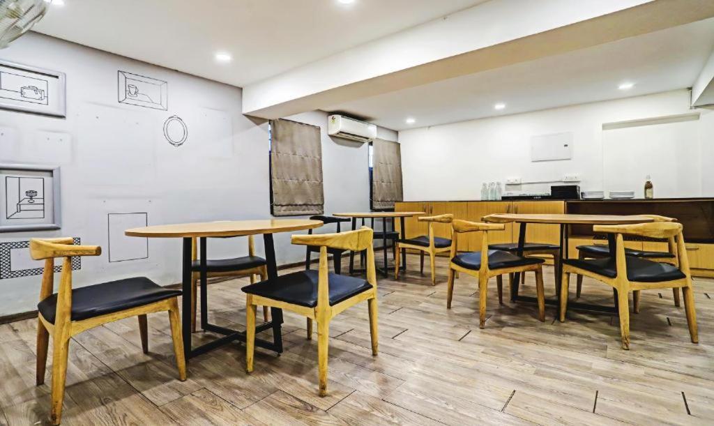 Hotel Orient Avenue Nagpur Zewnętrze zdjęcie